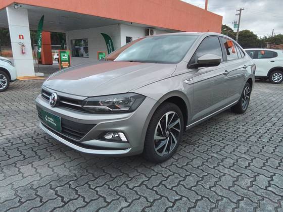 VOLKSWAGEN VIRTUS 1.0 200 TSI HIGHLINE AUTOMÁTICO